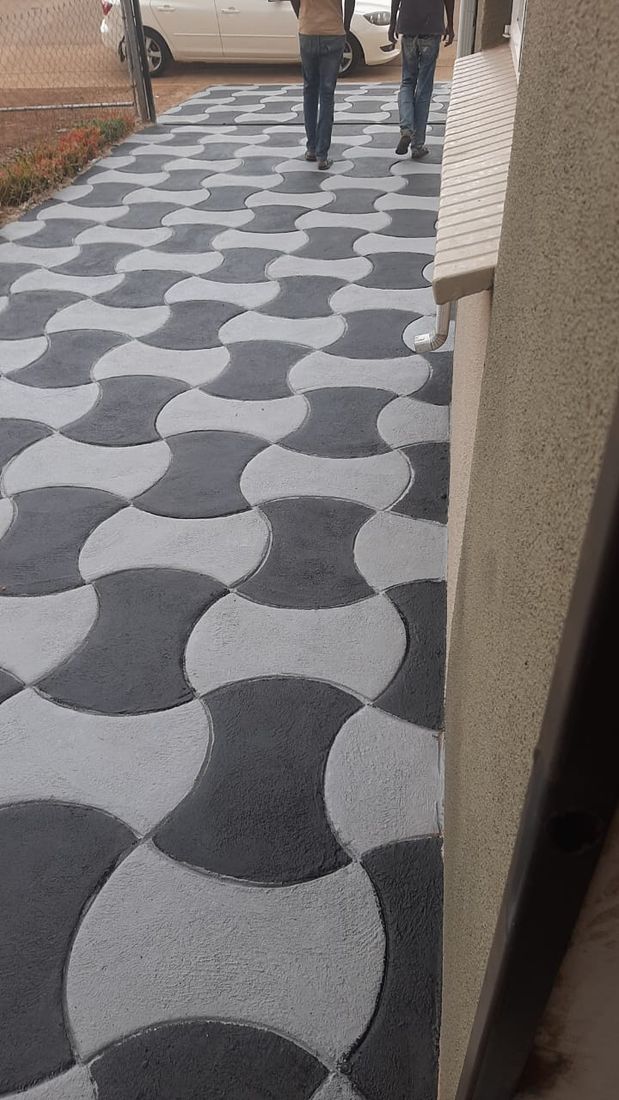 Grey wave pattern decorative concrete side walkway